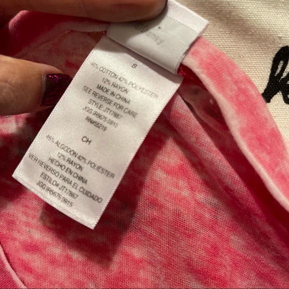 BNWOT Disney Minnie Mouse Top - Picture 8 of 9